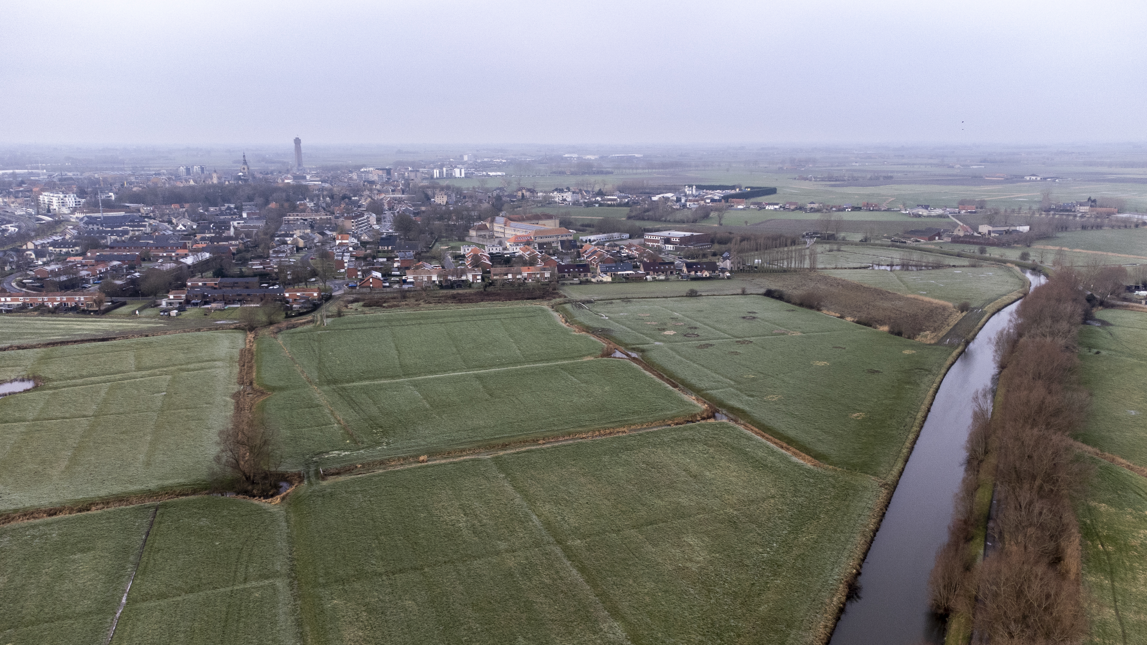 Handzamevallei landscape — open agricultural valley along the Handzamevaart